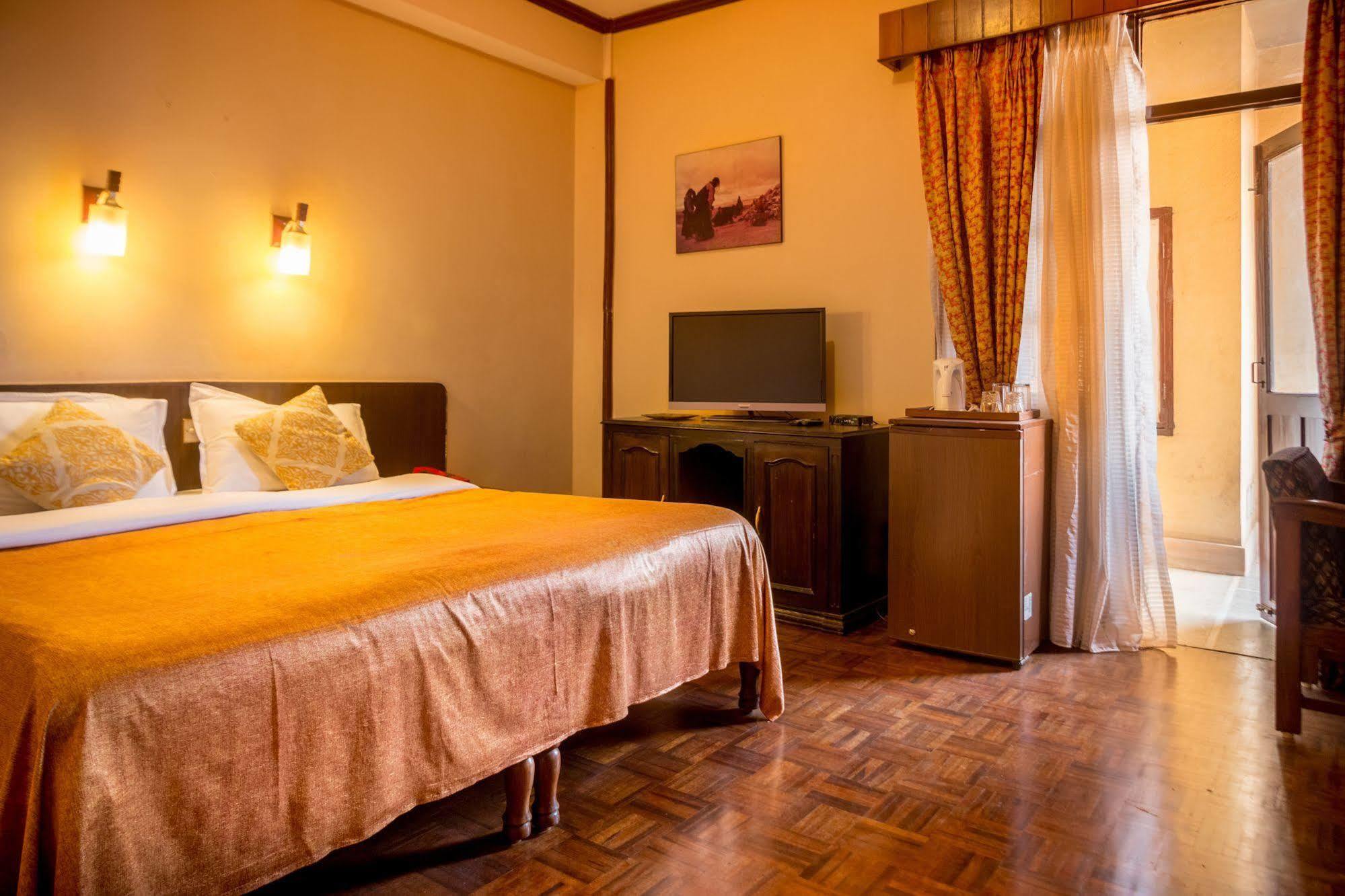 Hotel Excelsior Kathmandu Exteriör bild
