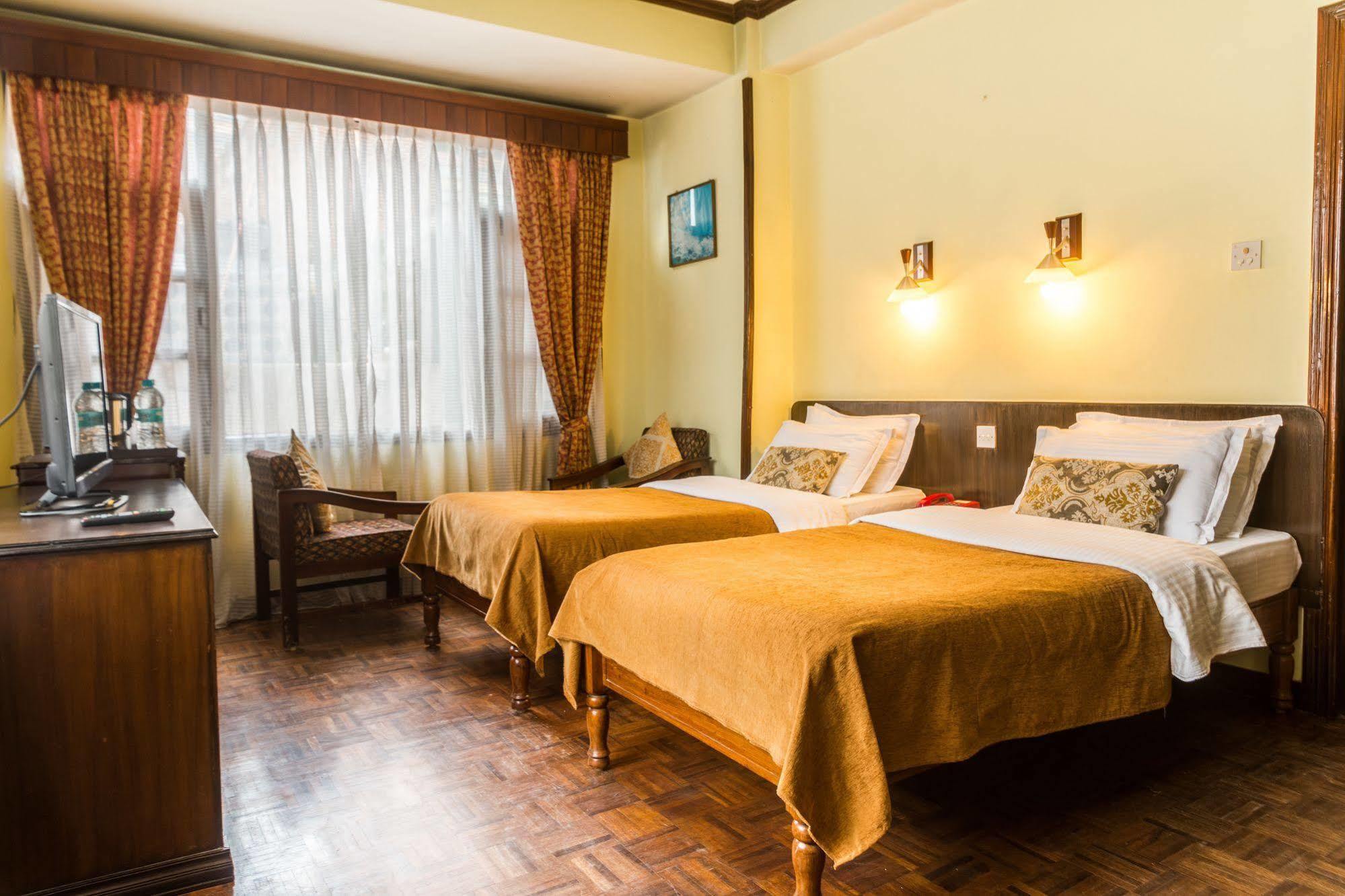 Hotel Excelsior Kathmandu Exteriör bild