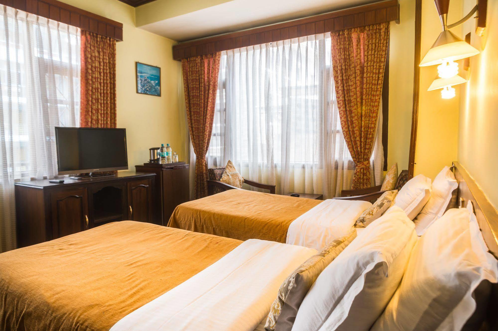 Hotel Excelsior Kathmandu Exteriör bild